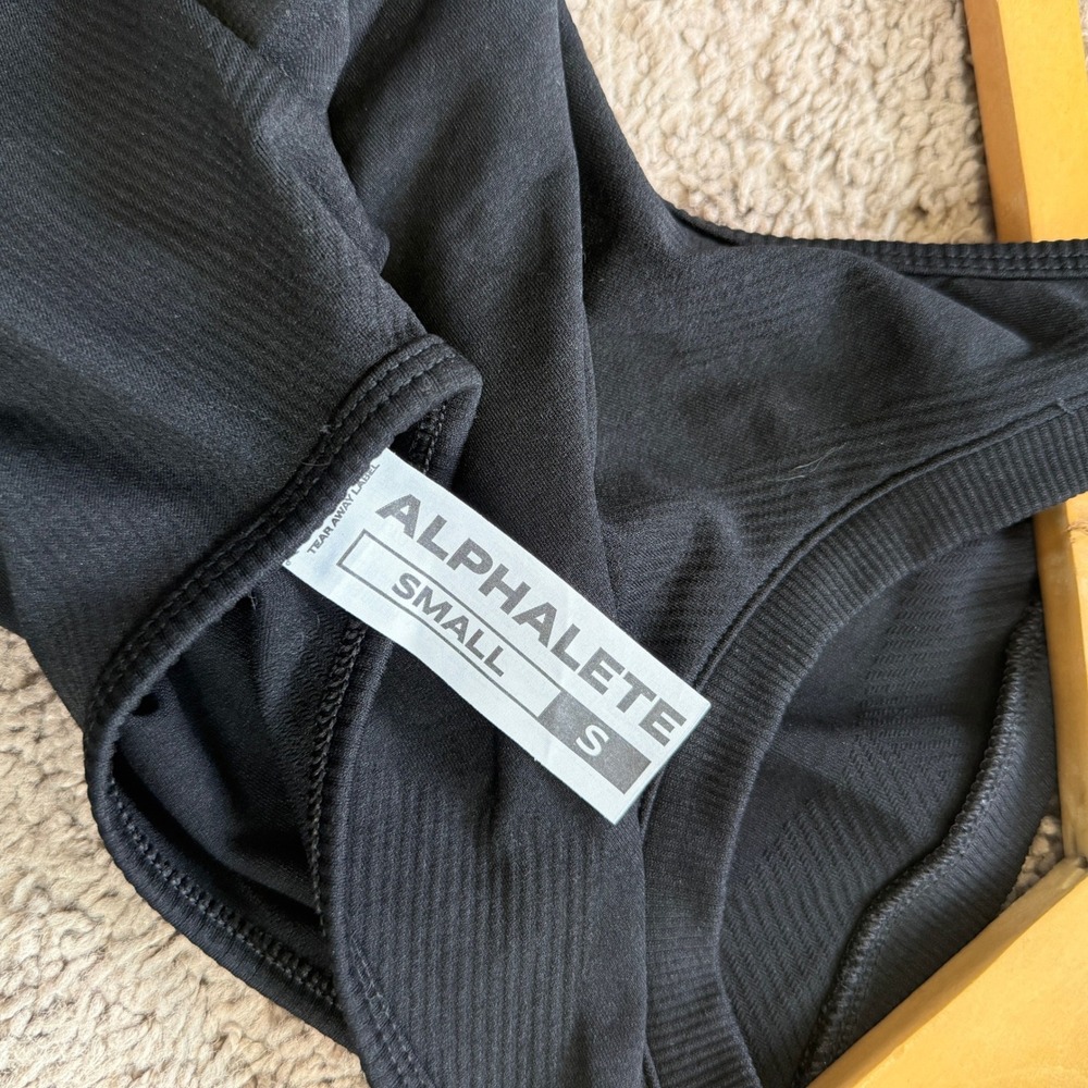 Alphalete Womens Black High Neck Seamless Ribbed Athletic Crop Top Size Small - Picture 6 of 9